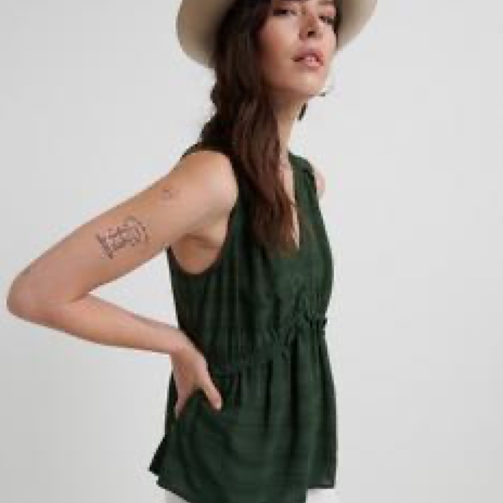 Lucky Brand Sleeveless Romantic Ruffle Top - Picture 2 of 6